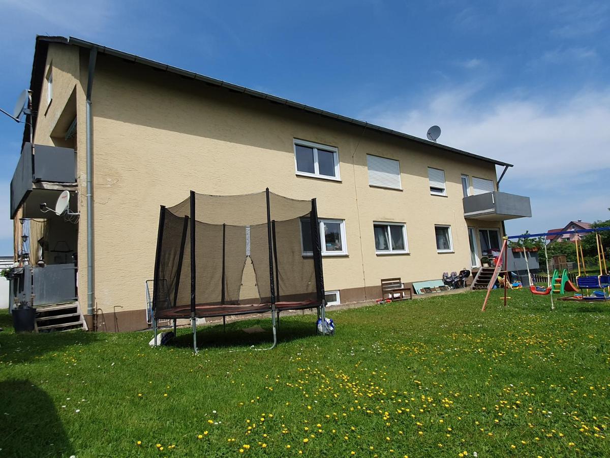 Ruhige Und Moderne 2-Zi. Wohnung Kulsheim Bagian luar foto